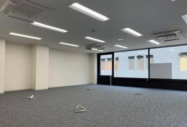 1�ե���1�ͤ���Ω���ȱ�����2ʬ��������