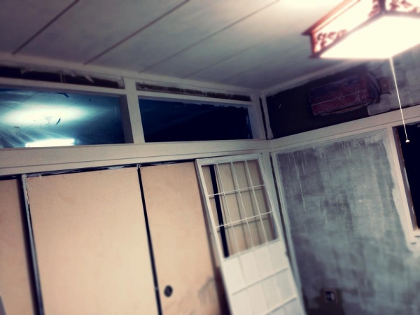 �ؤ��ä��ꡢ�����Ƥ��ޤ��ޤ����ġ�001.jpg�β���