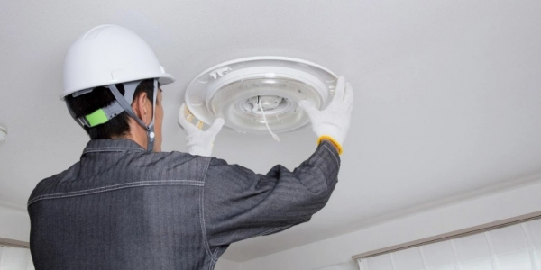 �� ǯ���ˤ��٤����ŵ������������פΰ�������