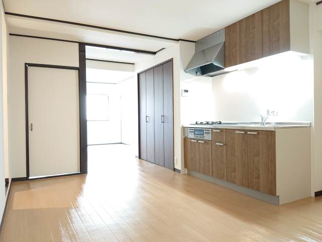 ��������� ��¤�ؤκ�������Υ١���������ߤβ���