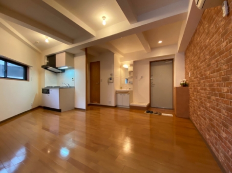 ��������� ëĮ�����ܱؤκ�������Υ١���������ߤβ���