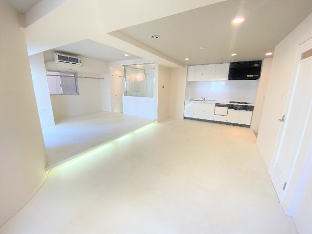 ����ϲ®�� ���Į�ؤκ�������Υ١���������ߤβ���