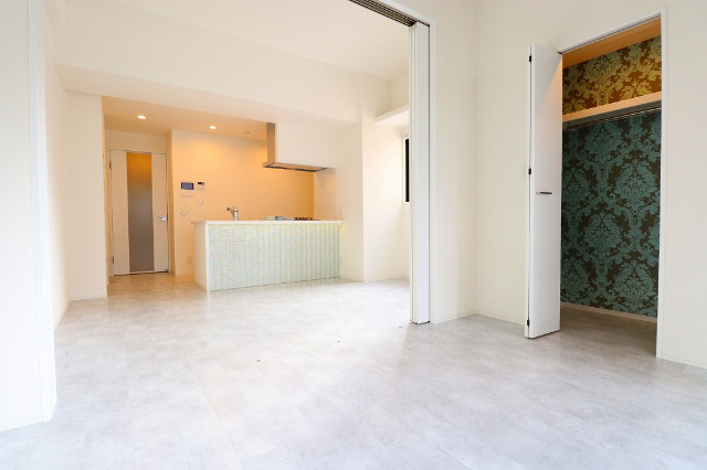 ��������� ëĮ�����ܱؤκ�������Υ١���������ߤβ���